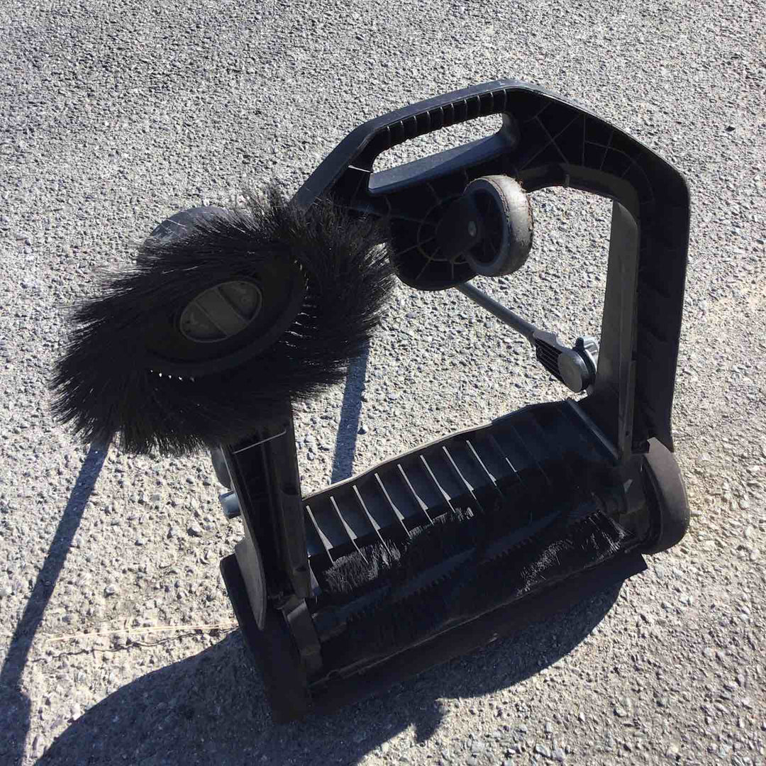 【現状品 / 店頭受取り限定】 ケルヒャー/KARCHER 手押式スイーパー S4 1766-320 【鴻巣店】