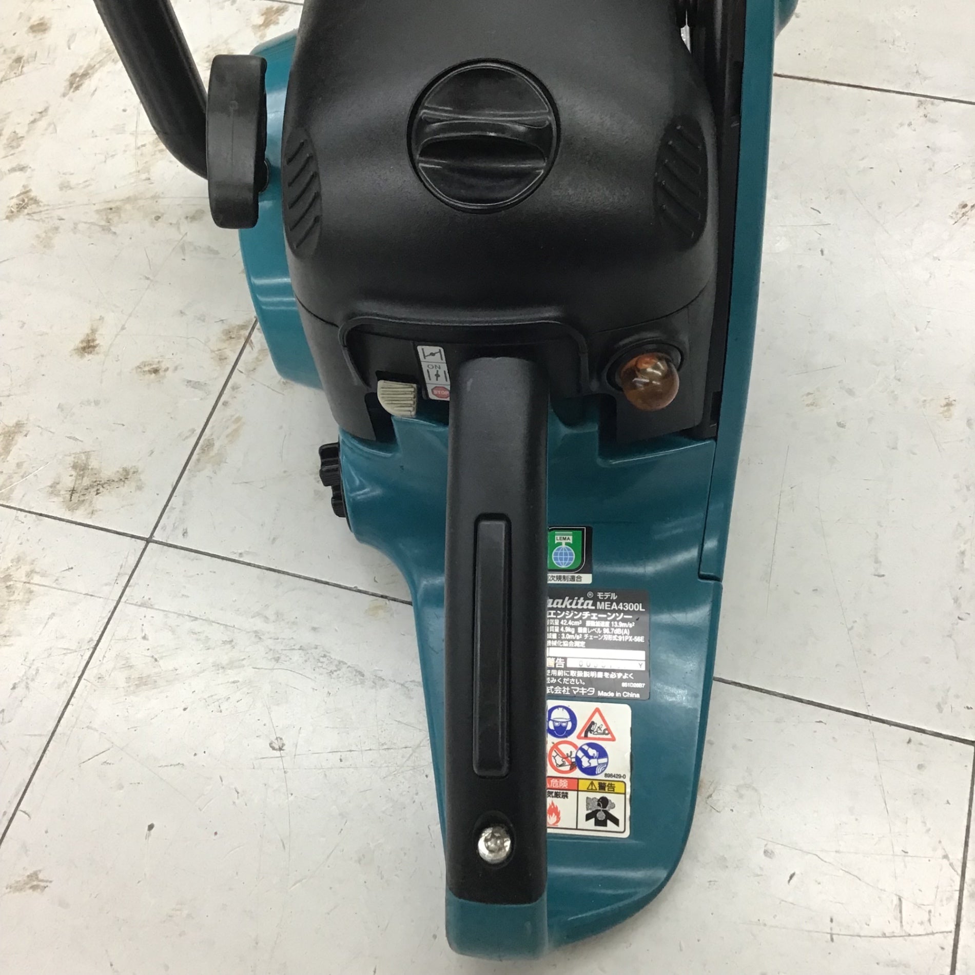 中古品】 マキタ/makita エンジンチェーンソー・MEA4300L 【鴻巣店