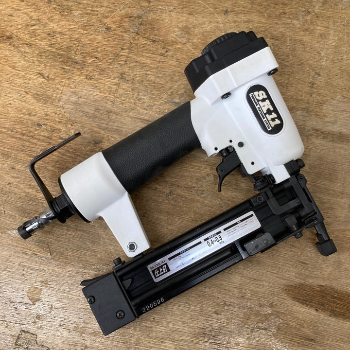 【中古美品】〇SK11 エア仕上釘打機 釘足長 12~35mm F35L SA-F35L-X1【柏店】