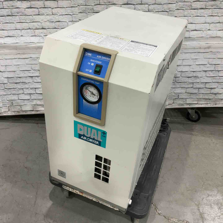 【店頭受取り限定】SMC エアードライヤー IDU3E-10-X164【川口店】