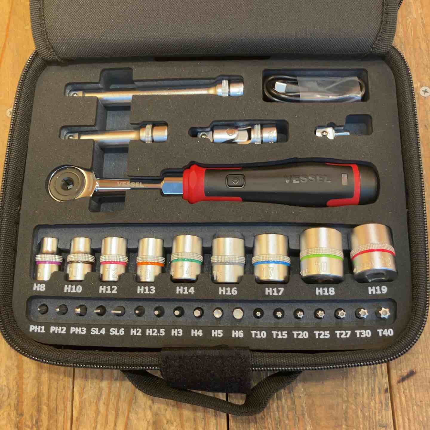 未使用品】ベッセル(VESSEL) コードレス 電動スリムラチェット