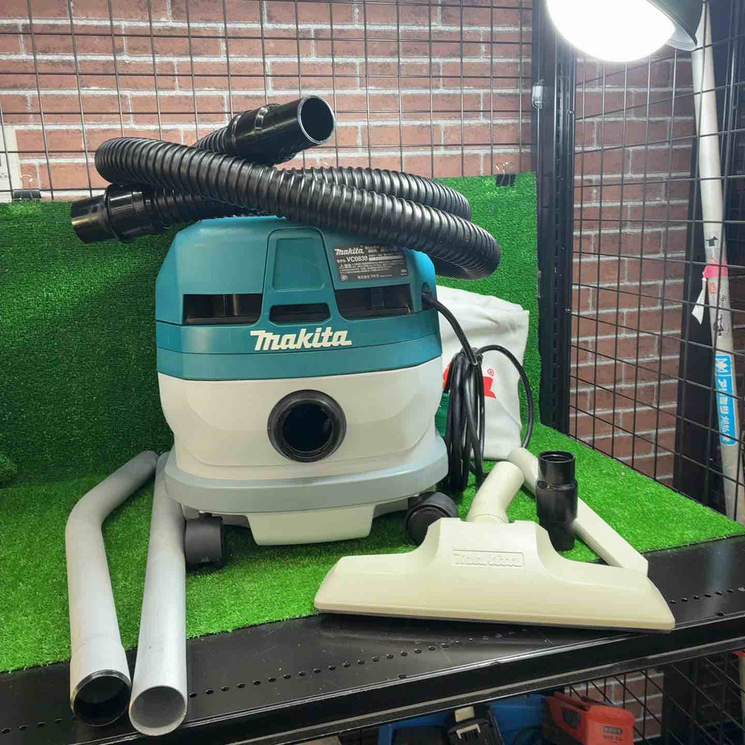 中古品】 マキタ(makita) 集じん機 乾式 VC0830 連動機能【藤沢店 