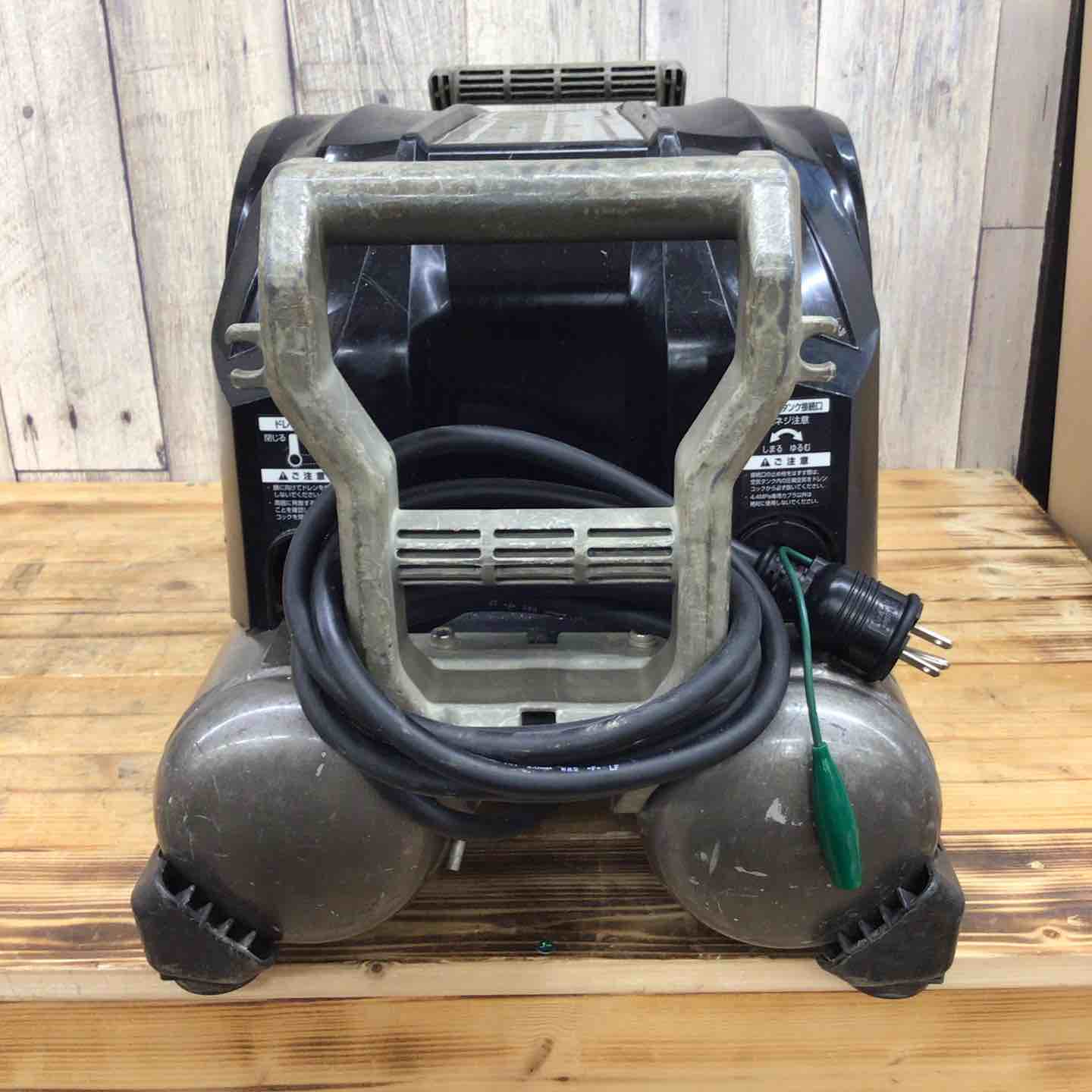 日立工機 高圧常圧エアーコンプレッサー EC1445 H2