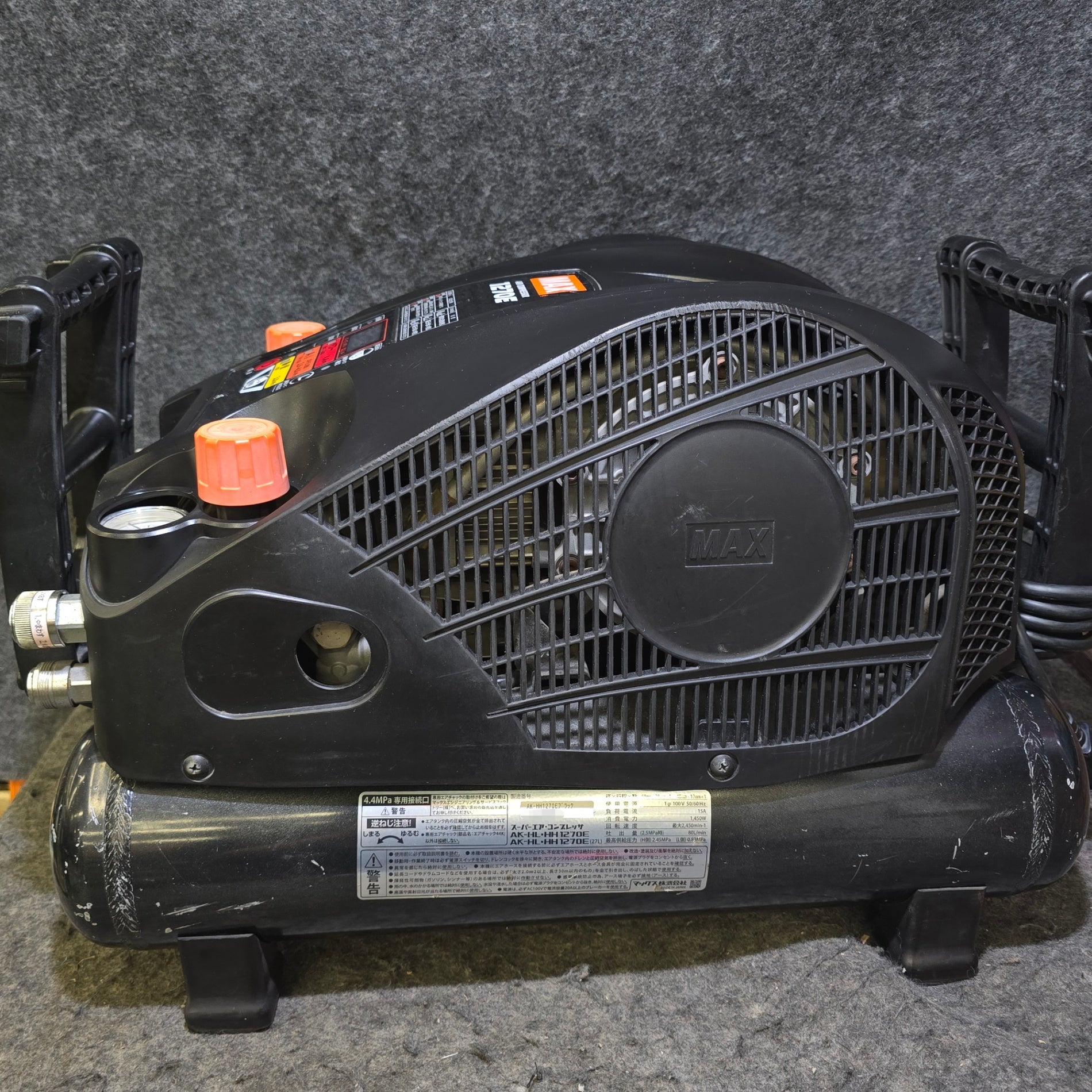 【中古B】MAX(マックス) スーパーエアコンプレッサ 高圧専用 AK-HH1270E 中古B】MAX(マックス) スーパーエアコンプレッサ 高圧専用 AK-HH1270E