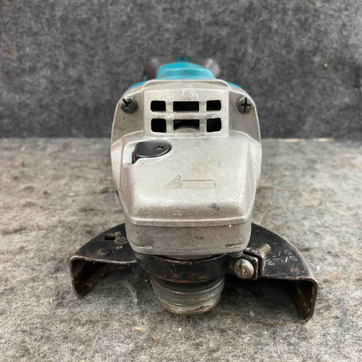 ☆マキタ(makita) コードレスディスクグラインダ GA402DZ 18V3.0Ahバッテリーのみ使用可【鴻巣店】
