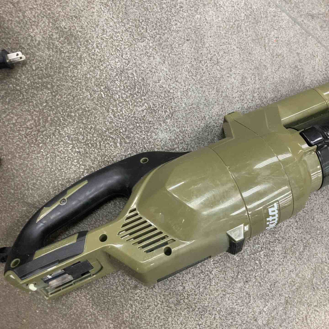 ★マキタ(makita) コードレスクリーナー CL286FDZO【川崎店】