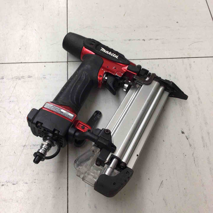 【中古品】 マキタ/makita 高圧フィニッシュネイラ AF551H 【鴻巣店】