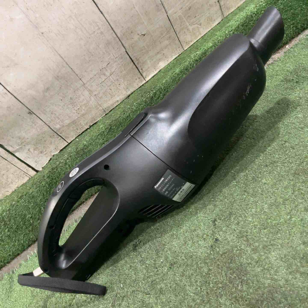 ◇パナソニック(Panasonic) 充電式スティッククリーナー EZ37A3LJ1G-B 18V 動作確認済【川口店】