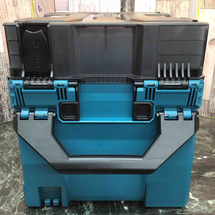 ★マキタ(makita) 多口充電器 BCC01【八潮店】
