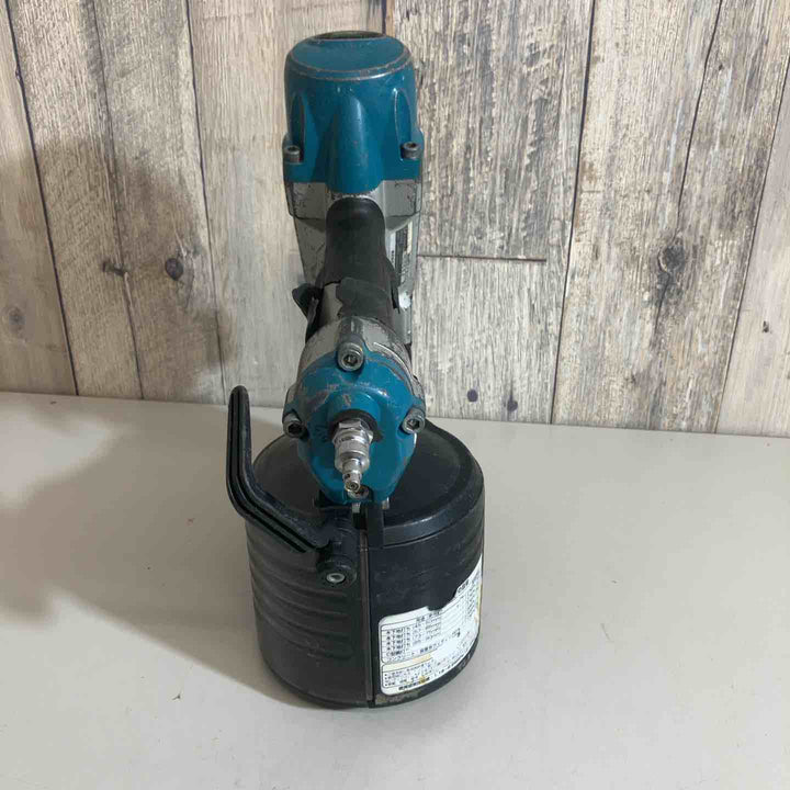 ◇マキタ(makita) 高圧エア釘打ち機 AN910H【戸田店】