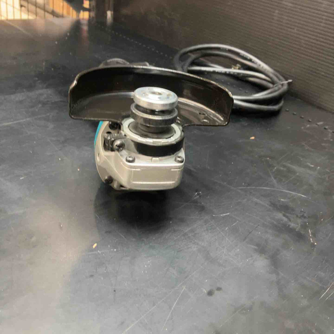 【中古品】マキタ(makita) ディスクグラインダ 低速高トルク ブレーキ付 100mm 9533BLA【川越店】