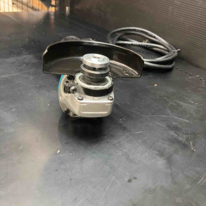 【中古品】マキタ(makita) ディスクグラインダ 低速高トルク ブレーキ付 100mm 9533BLA【川越店】