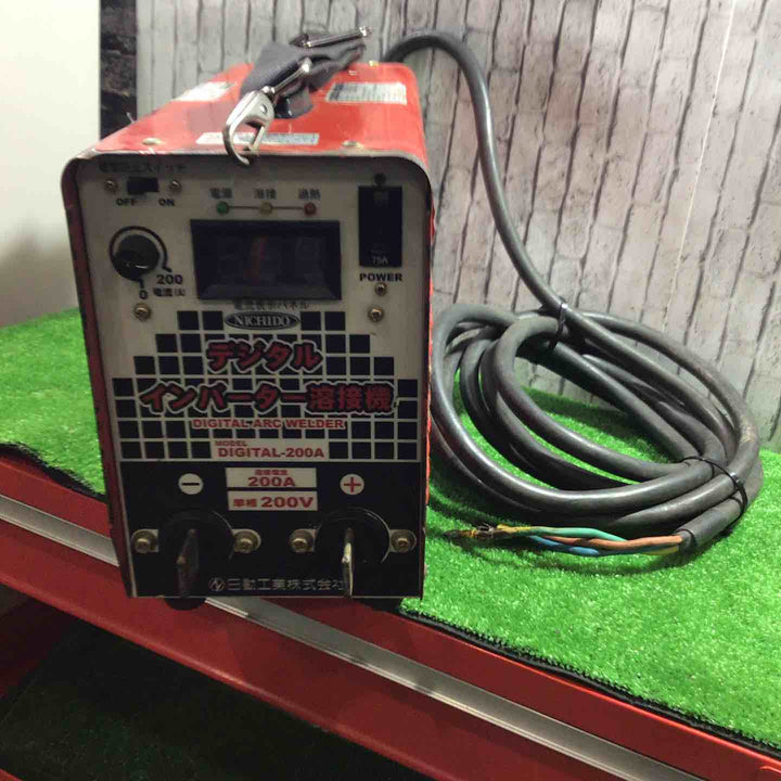 ◇日動 直流溶接機 デジタルインバータ溶接機 単相200V専用 DIGITAL-200A【川口店】