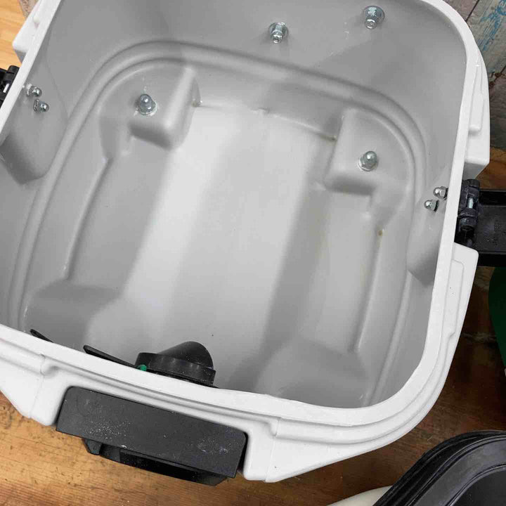 ★ハイコーキ(HIKOKI ※旧:日立工機) コードレス集じん機 乾式 RP3608DB(NN)【柏店】