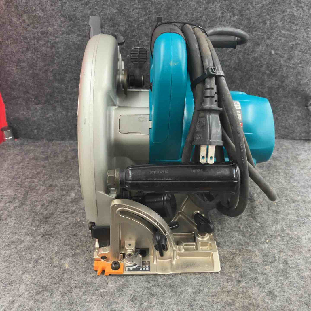 ★マキタ(makita) 190mm際切丸のこ 5840BA【鴻巣店】