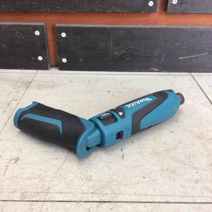 【現状品】 マキタ/makita コードレスペンインパクトドライバー TD021DZ 【鴻巣店】