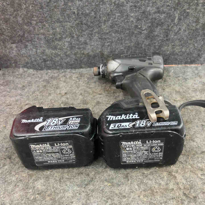★マキタ(makita) コードレスインパクトドライバー TD148DRFXB ケース(18V3.0Ahバッテリー*2[480][218]、充電器)【鴻巣店】