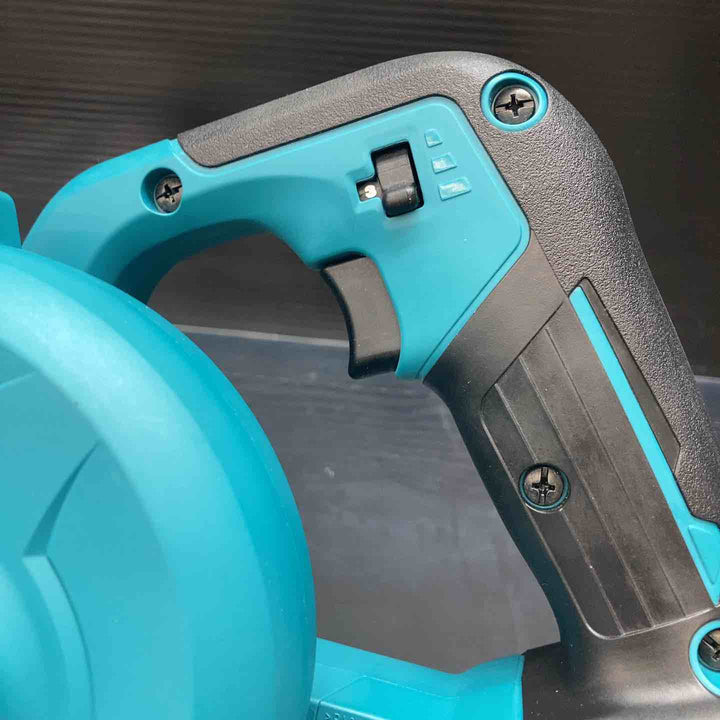 ◇マキタ(makita) コードレスブロワ  UB100DSH【川越店】