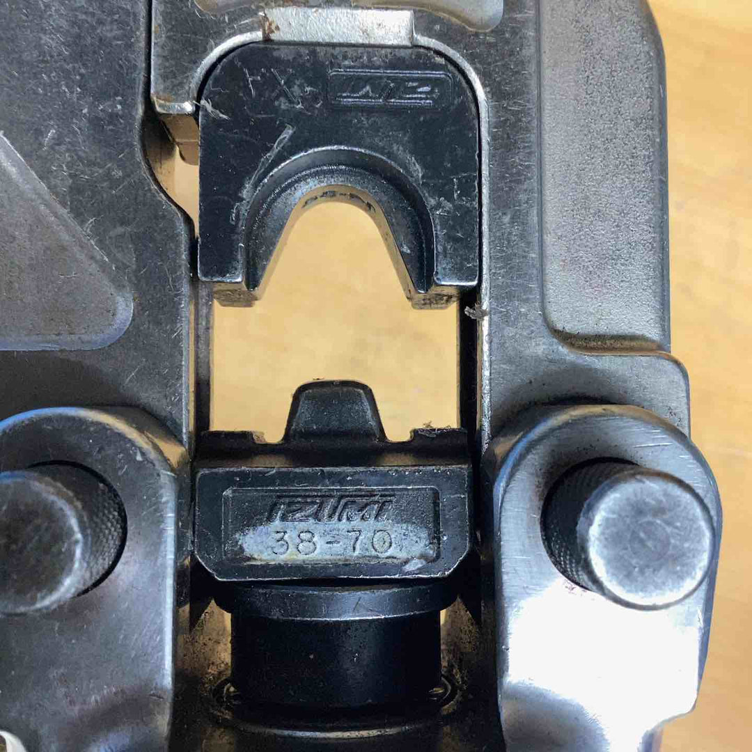◇泉精器(IZUMI) コードレス油圧式圧着工具 REC-150EM1【越谷店】