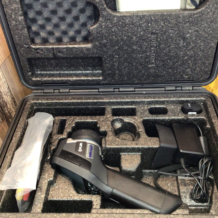 FLIR 建築用サーモグラフィー E40bx【八潮店】
