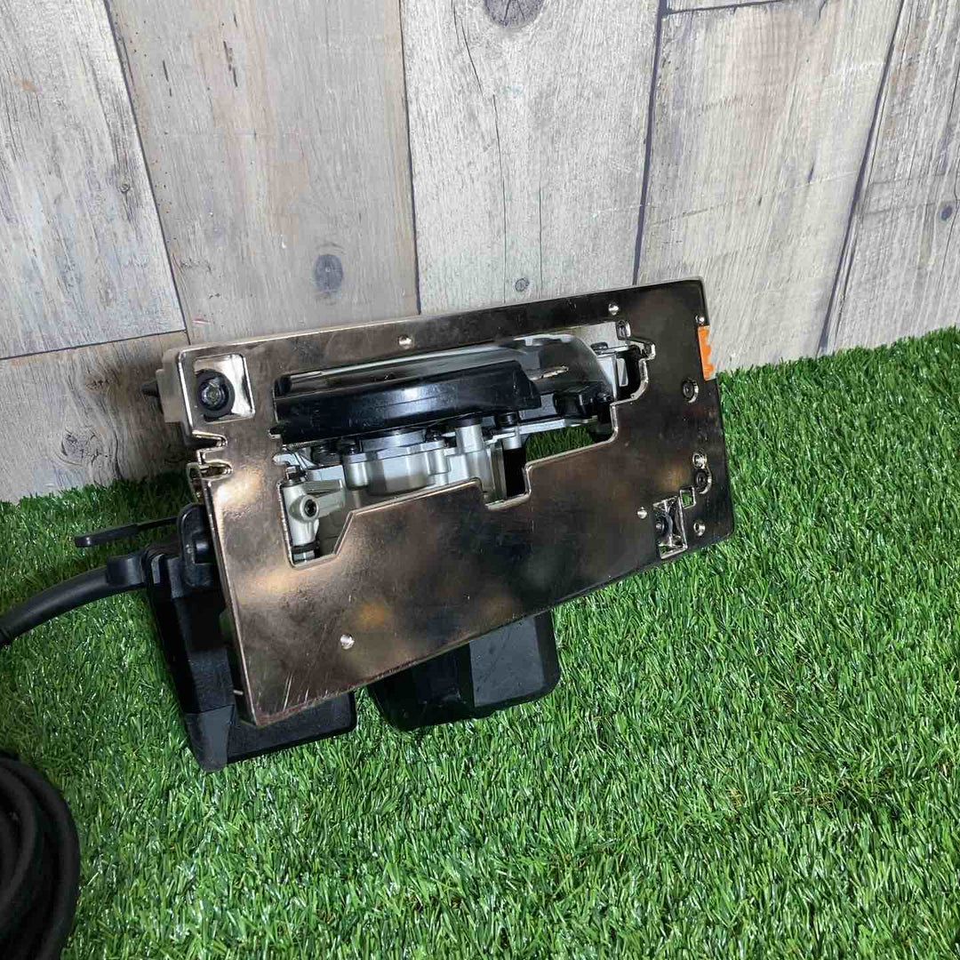 ★マキタ(makita) 165mm電子マルノコ HS6303B ベース交換済み【戸田店】