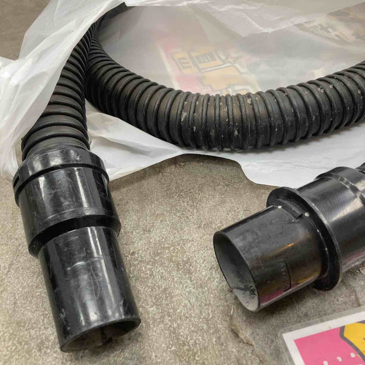 ★マキタ(makita) コードレス集じん機 乾湿両用 VC860DZ【川崎店】