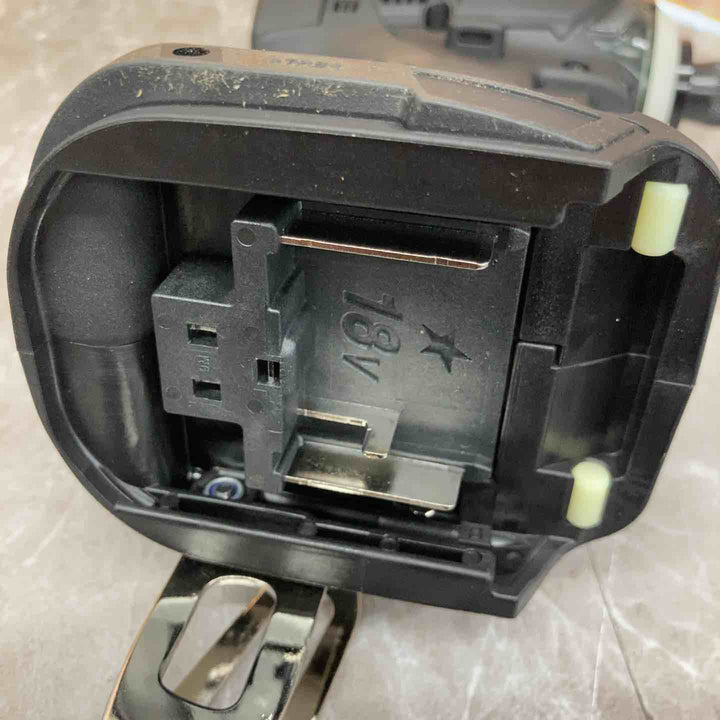 ★マキタ(makita) コードレスインパクトドライバー TD149DRFXB【八潮店】