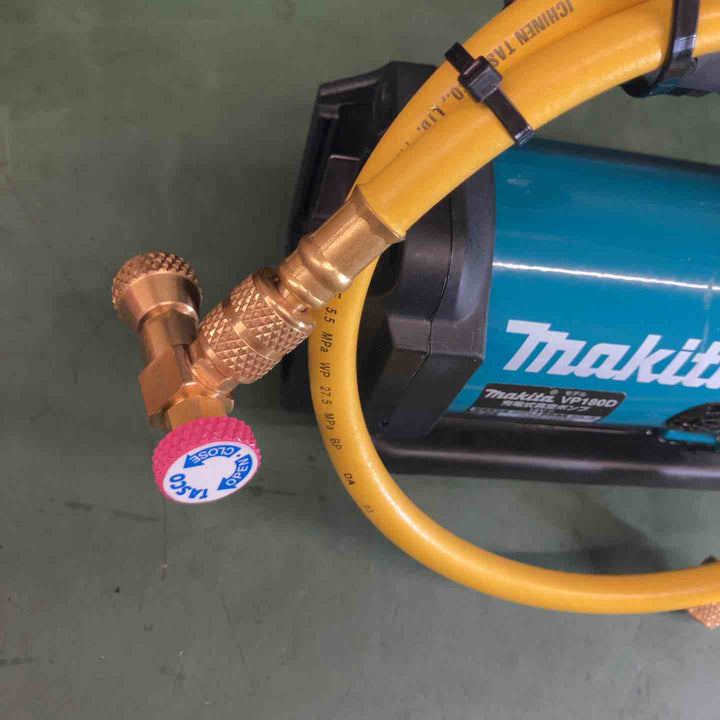 ★マキタ(makita)18V コードレス真空ポンプ VP180DZ デジタルミニ連成計付属 本体のみ【戸田店】