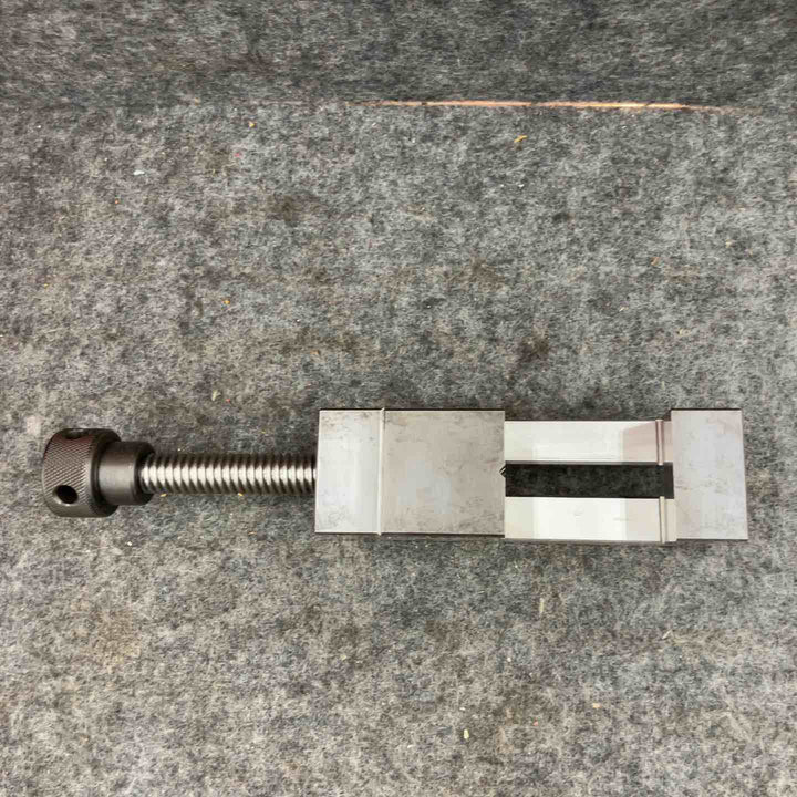 ◇トラスコ(TRUSCO) 精密バイスDタイプ 50mm VD-50【鴻巣店】