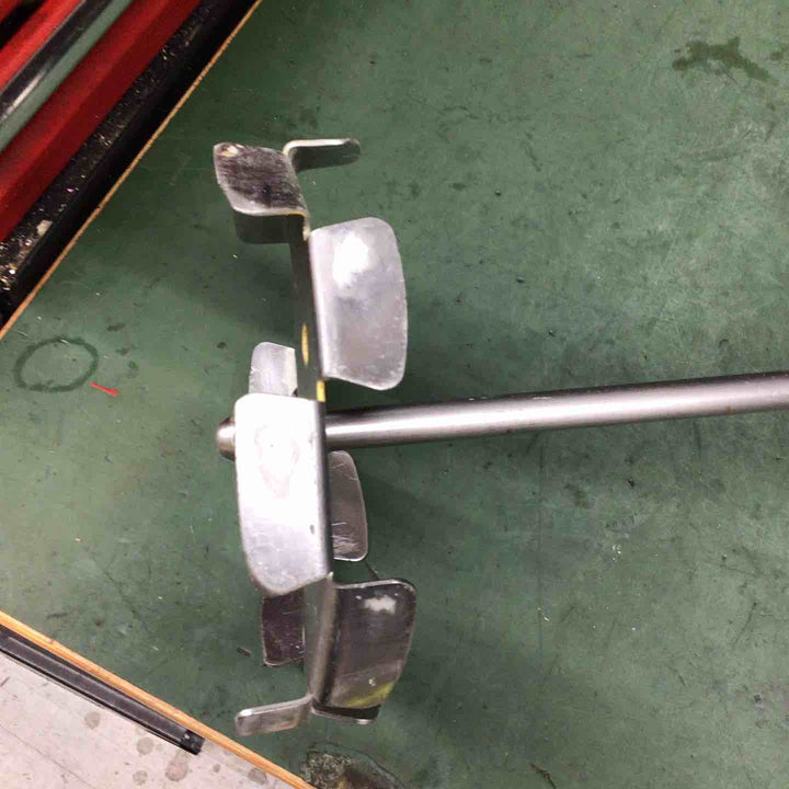 ☆マキタ(makita) コンクリートかくはん機 UT1305【戸田店】