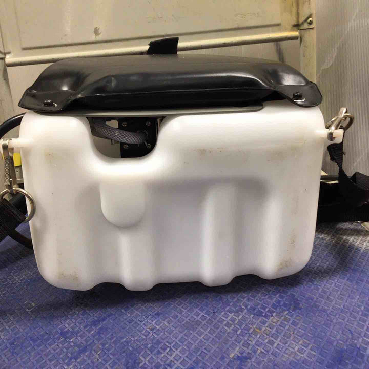 ◇マキタ コードレス噴霧器 MUS104DZ【草加店】