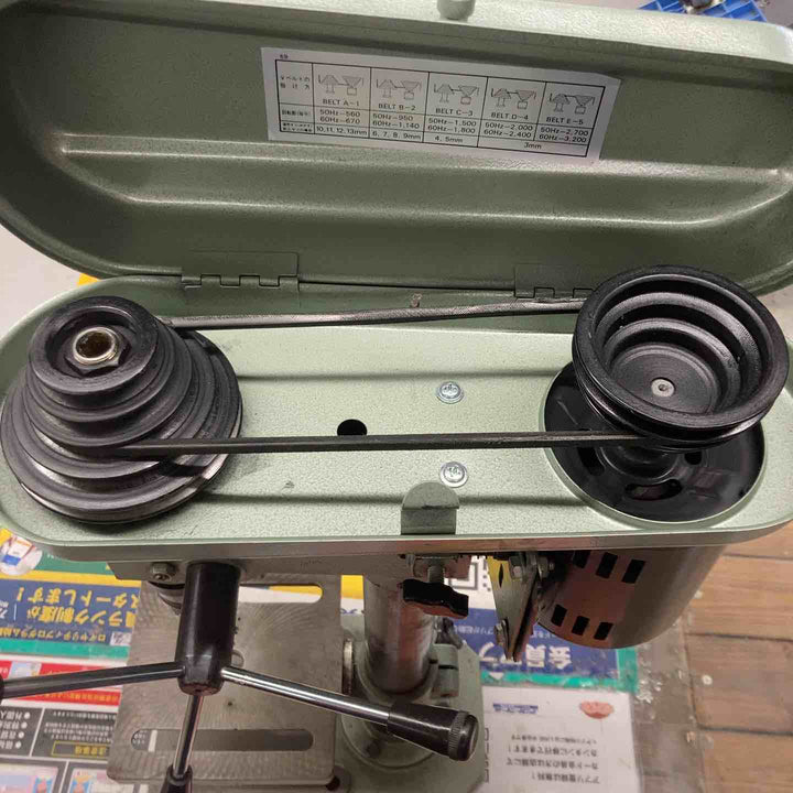 ◇マキタ(makita) 卓上ボール盤 TB130　ベルト交換推奨【戸田店】
