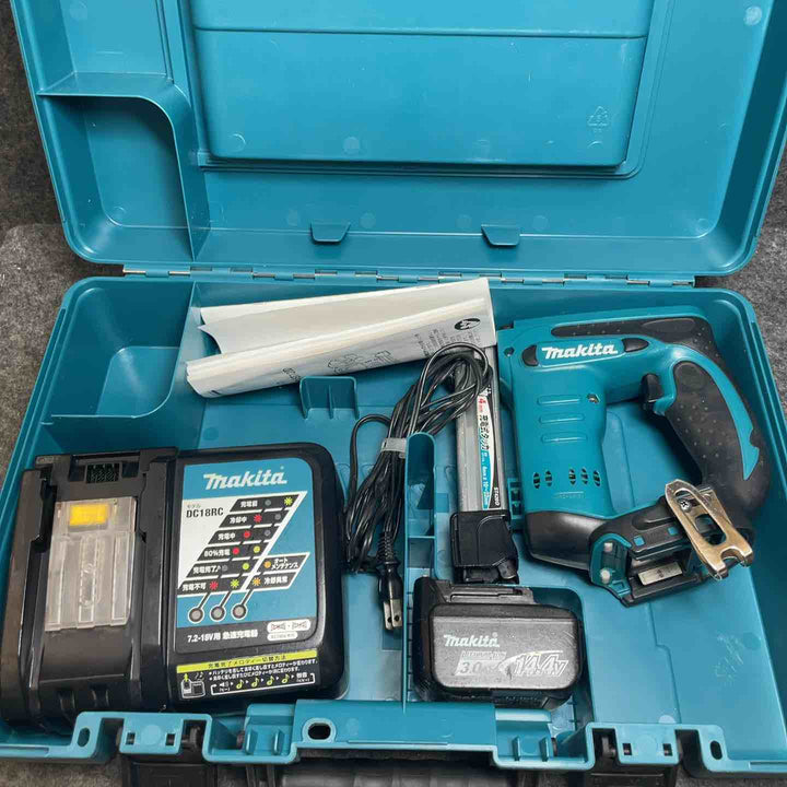 マキタ(makita) 14.4V 4mm J線 コードレスタッカ ST420DRF【桶川店】
