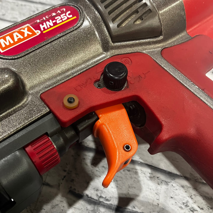〇マックス(MAX) 高圧コンクリートピンネイラ HN-25C【川口店】