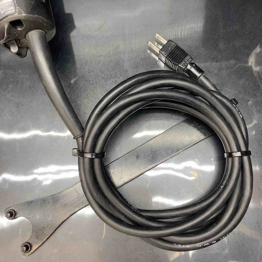 ☆マキタ(makita) 125mm ディスクグラインダ 9535B【川越店】