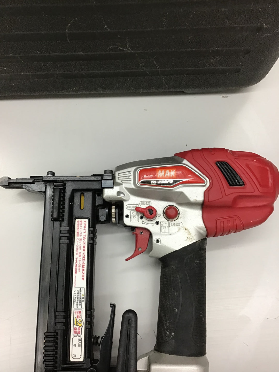 【中古品】★マックス(MAX) 常圧フロアタッカ TA-238F2(D)/4MAフロア 【戸田店】