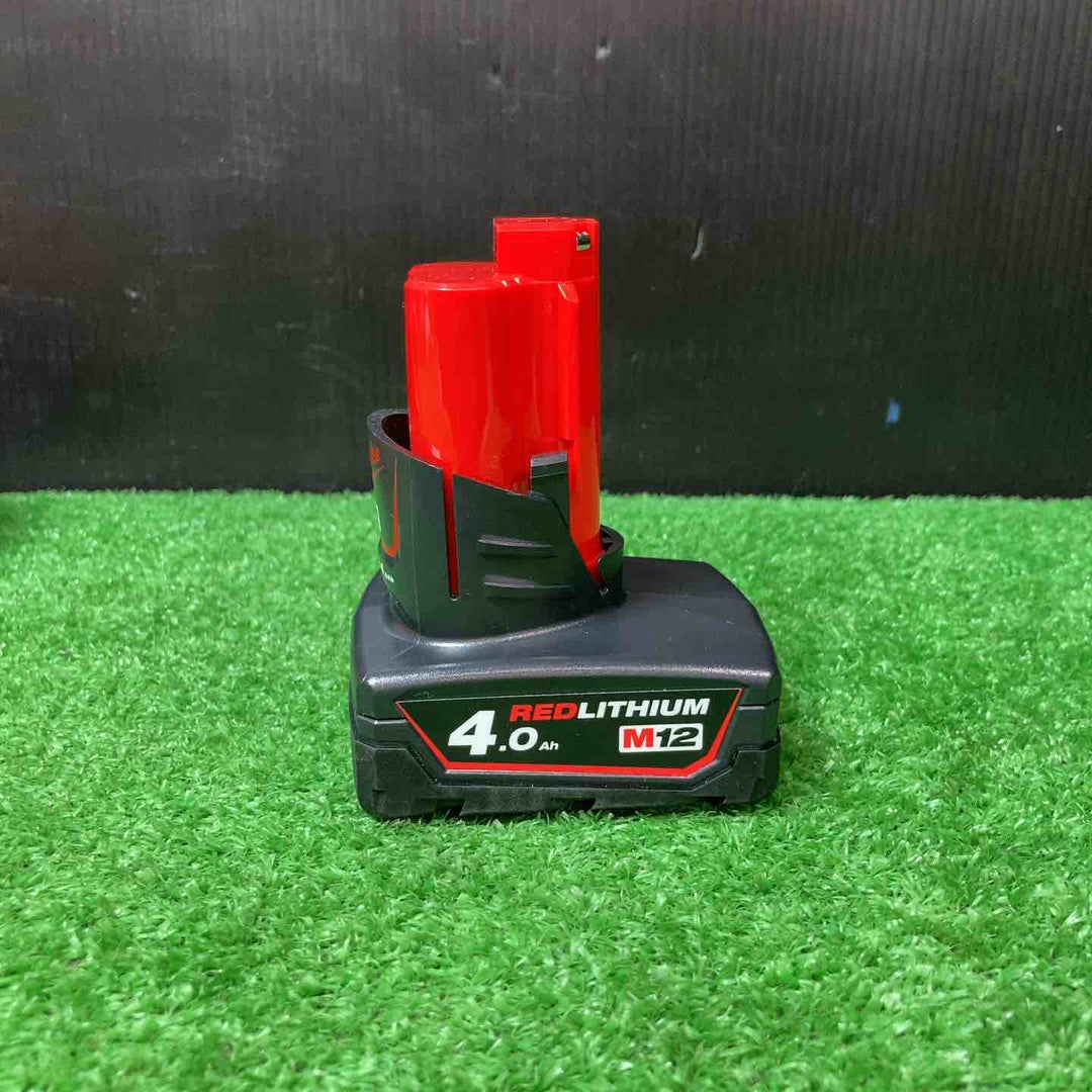 ★セット売り★ミルウォーキー(milwaukee) M12 バッテリー M12B4 JP 12V/4.0Ah・M12 充電器 C12C JP岩槻店】