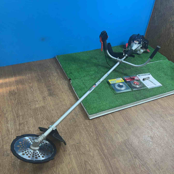 【店頭受取り限定】◇丸山製作所(BIG-M) エンジン式 刈払機 排気量23cc KC230NX 新品チップソー取付 ナイロンコードおまけ付【岩槻店】