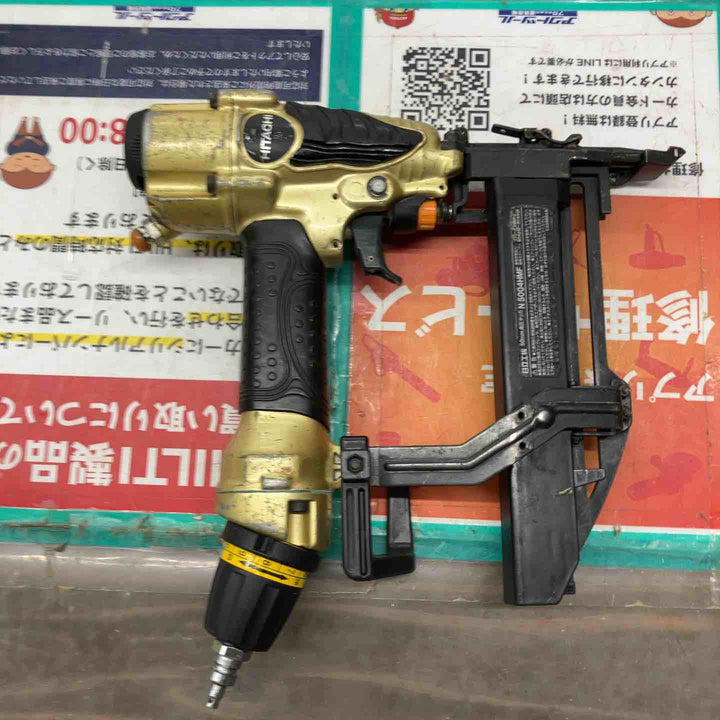 ★ハイコーキ(HIKOKI ※旧:日立工機) 高圧フロアタッカ N5004HMF【戸田店】