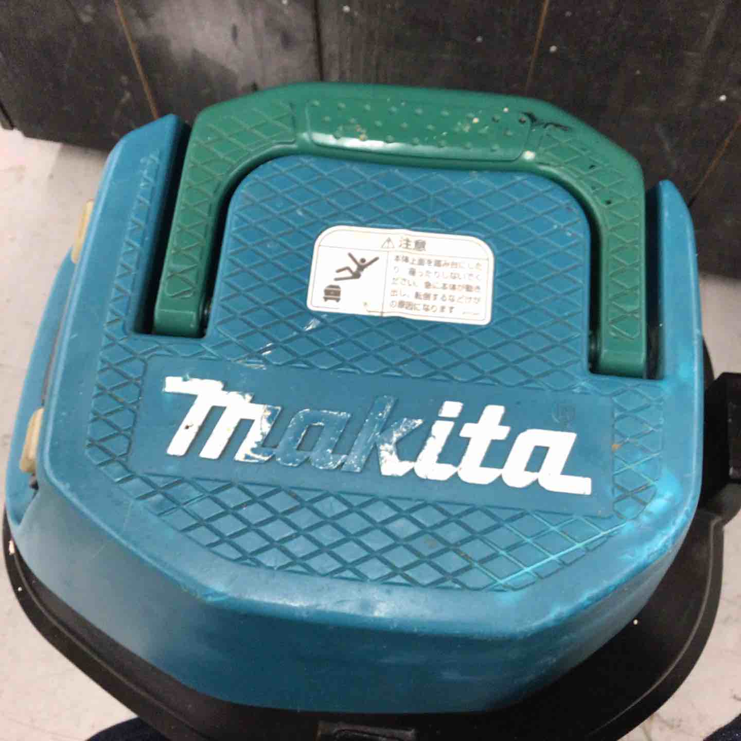 中古品】☆マキタ(makita) 集じん機 471(P)※ホース無し【戸田店