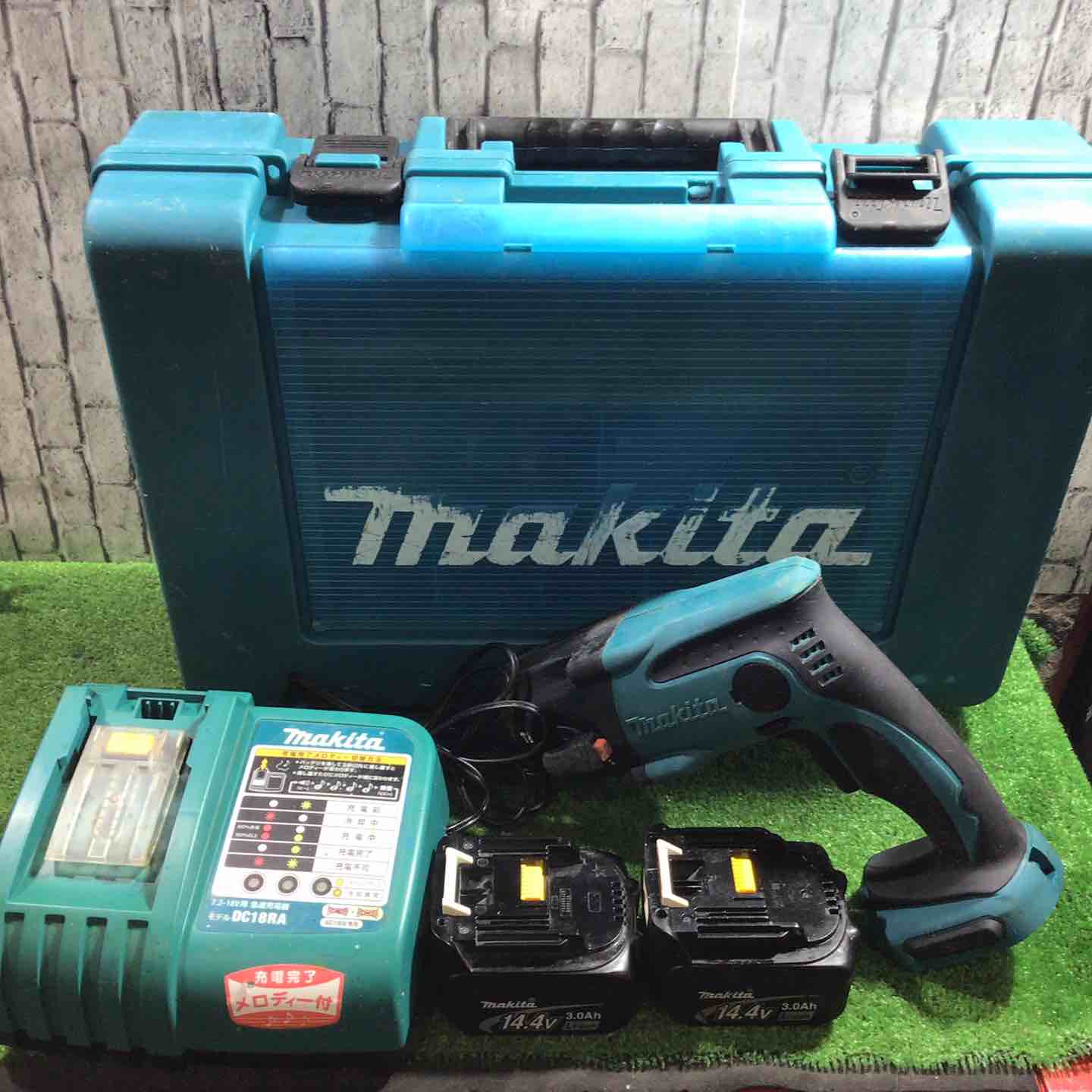 ★マキタ(makita) コードレスハンマドリル HR162DRFX【川口店】 ☆マキタ(makita) コードレスハンマドリル HR162DRFX【川口店