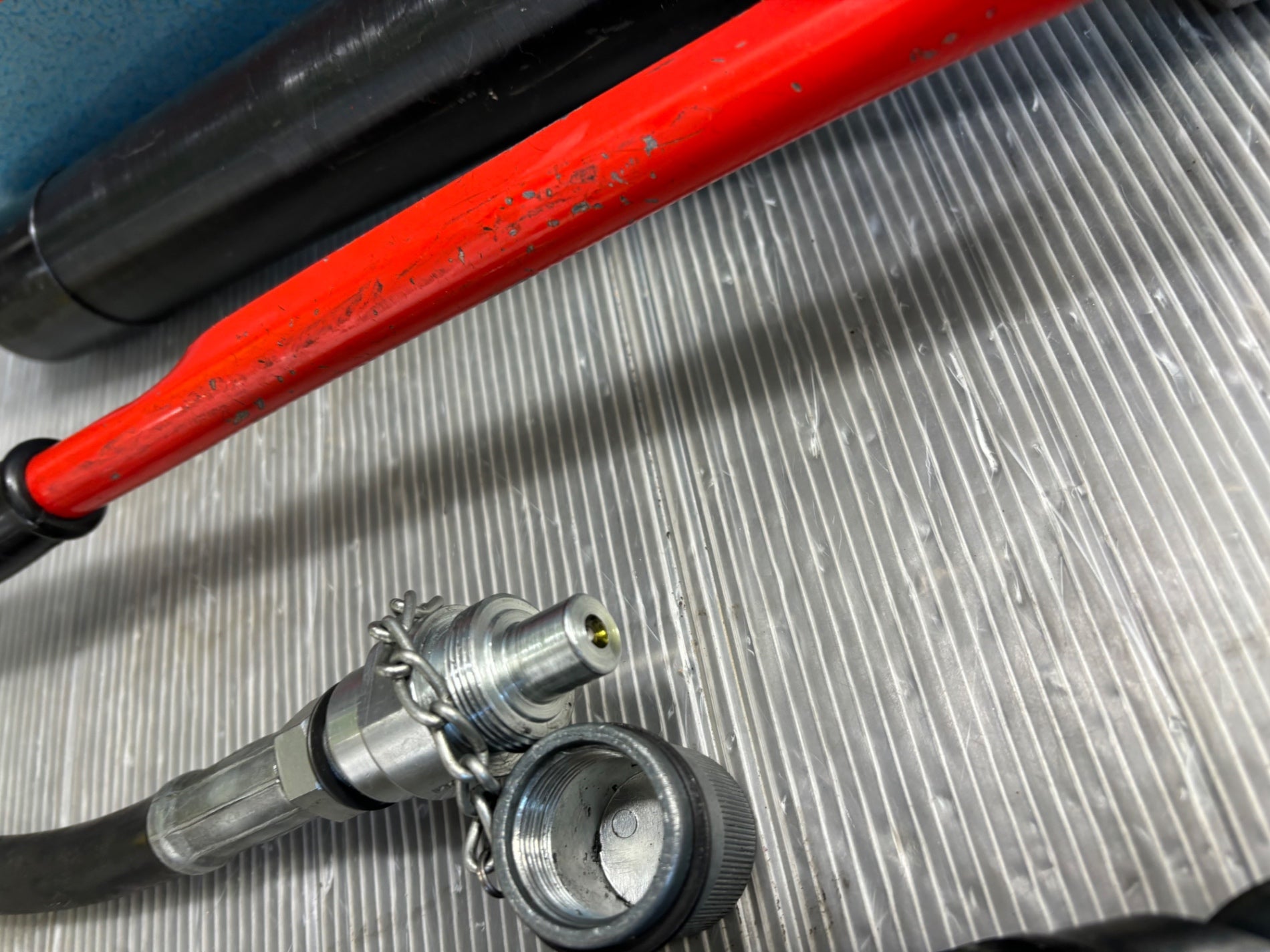 〇泉精器(IZUMI) 分離型油圧式パンチャ SH-10-1(ポンプHP-180N付 〇泉精器(IZUMI) 分離型油圧式パンチャ SH-10-1(ポンプHP-180N付