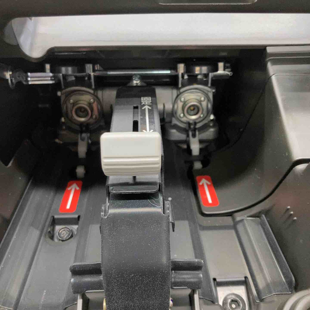 ★ホンダ(HONDA) インバーター発電機 エネポ EU9iGB　LPG使用、本体のみ【戸田店】