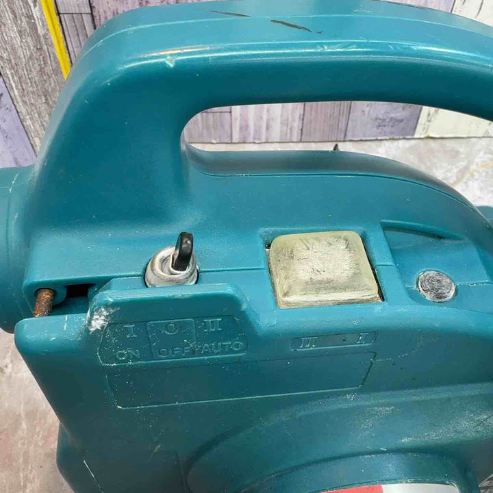 ★マキタ(makita) 小型集じん機 乾式 450(P)【八潮店】