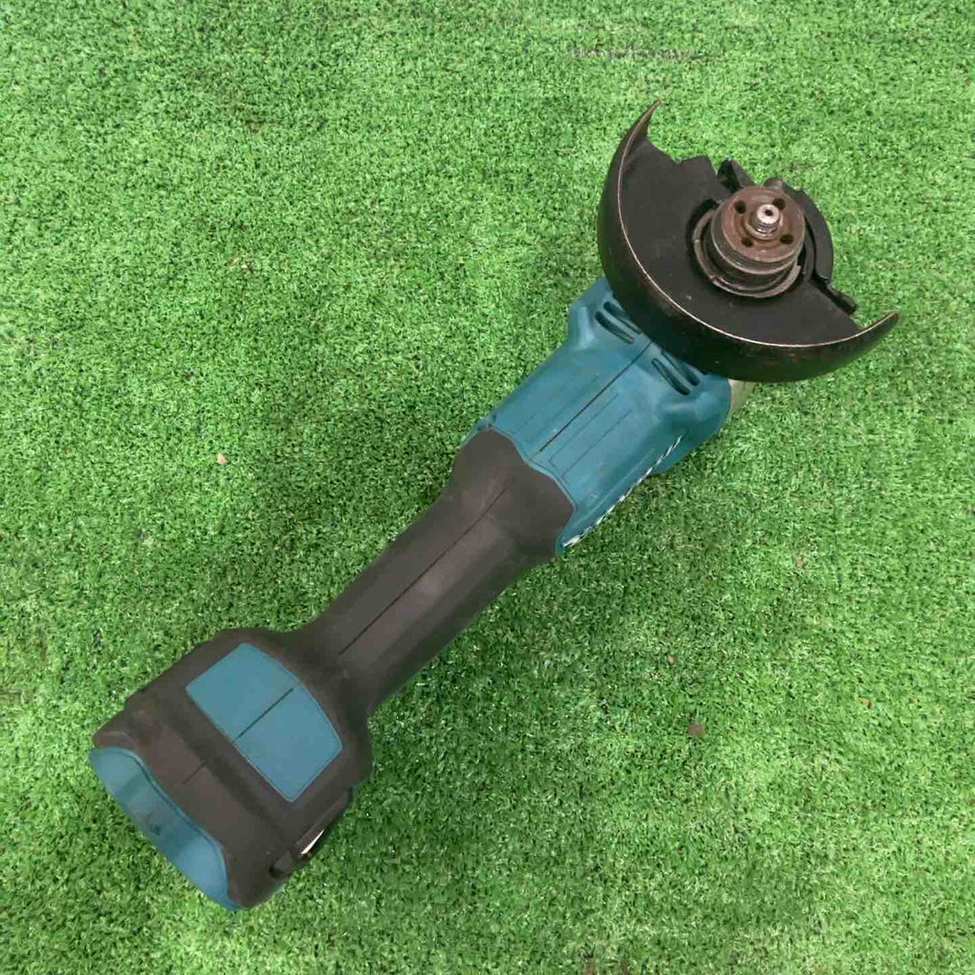 ☆マキタ(makita) 100mmコードレスディスクグラインダ GA403DZ 14.4V 動作確認済【川口店】