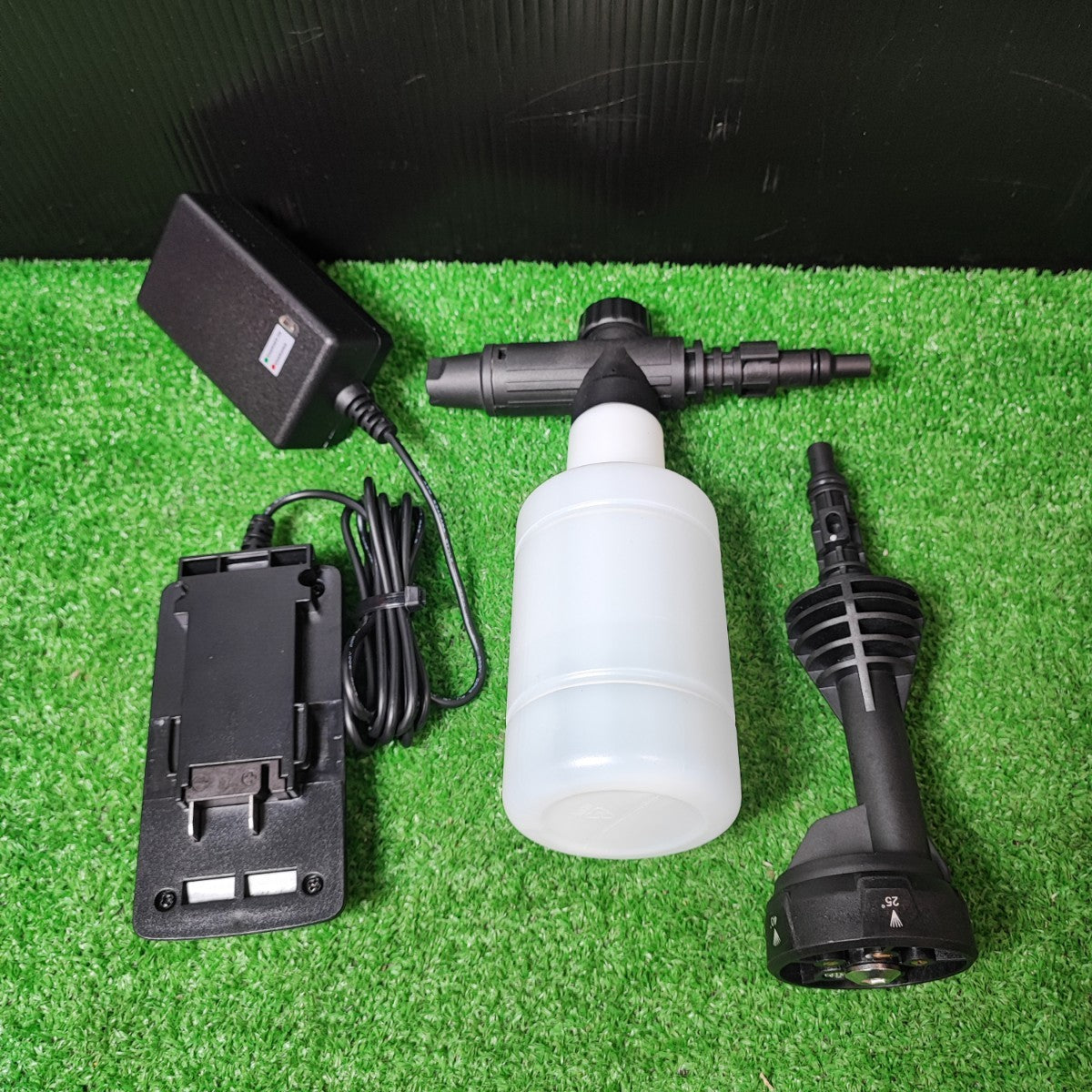 お買い得品 beautitec コードレス洗浄機 kb007【川越店】 株式会社