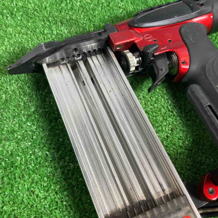 ★マキタ(makita) 高圧フィニッシュネイラ AF551H【草加店】