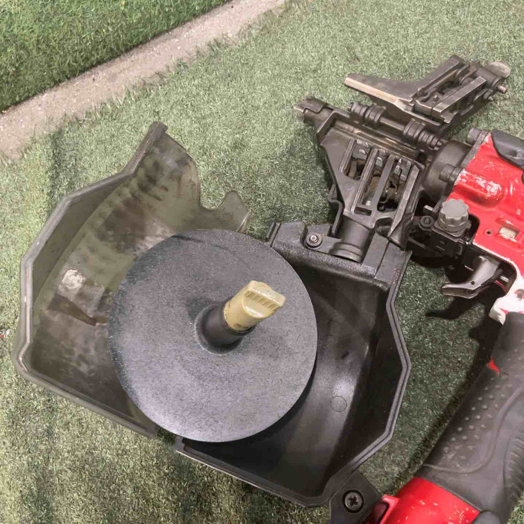 ◇マキタ(makita)  高圧エア釘打ち機 AN610H 動作確認済【川口店】