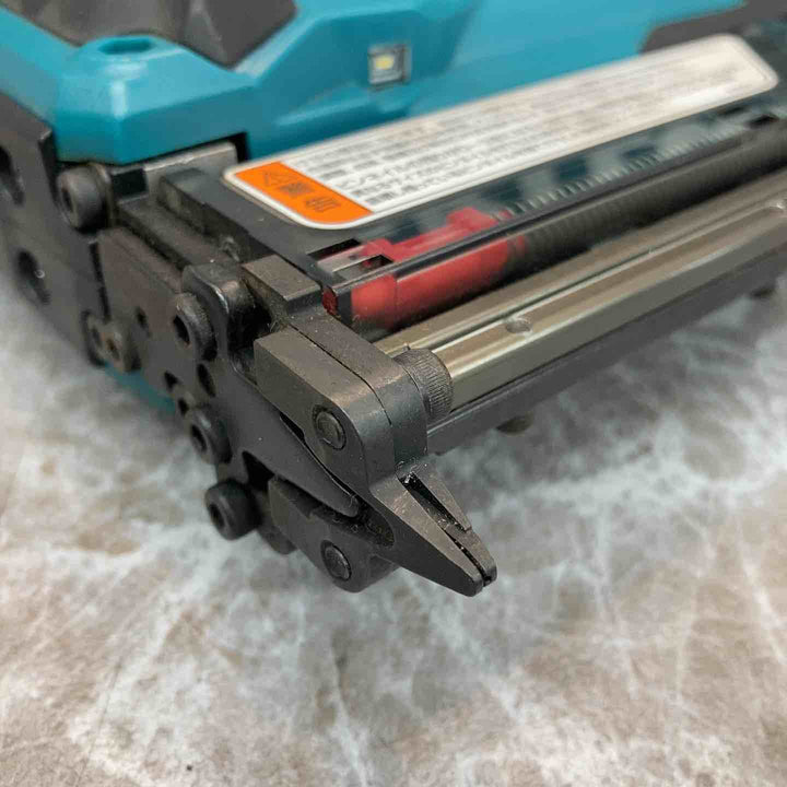 ★マキタ(makita) コードレスピンネイラ PT352DZK【八潮店】