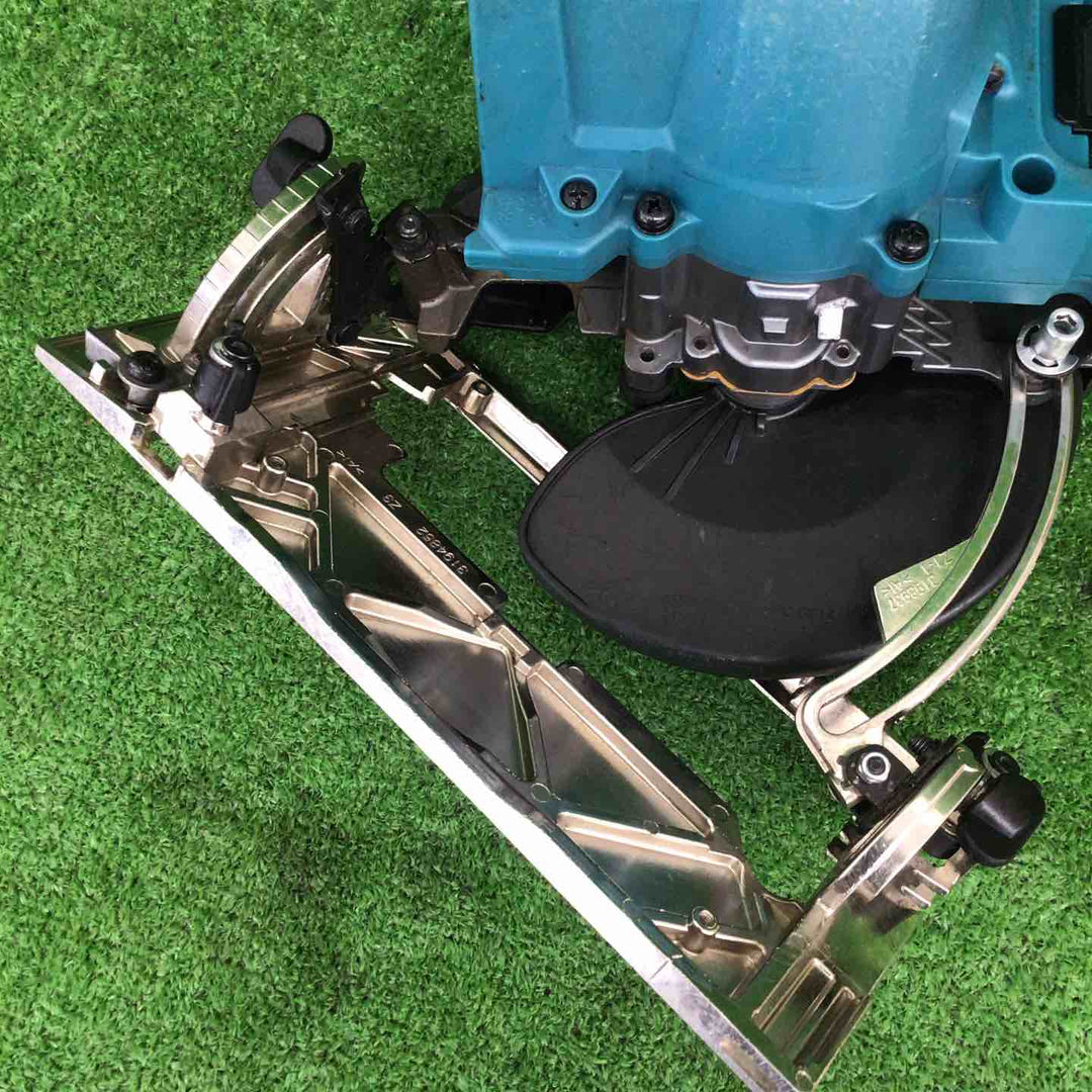 【中古品】 マキタ/makita コードレス丸のこ HS001GZ 【鴻巣店】